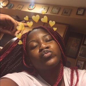 Meet your Posher, Janelle